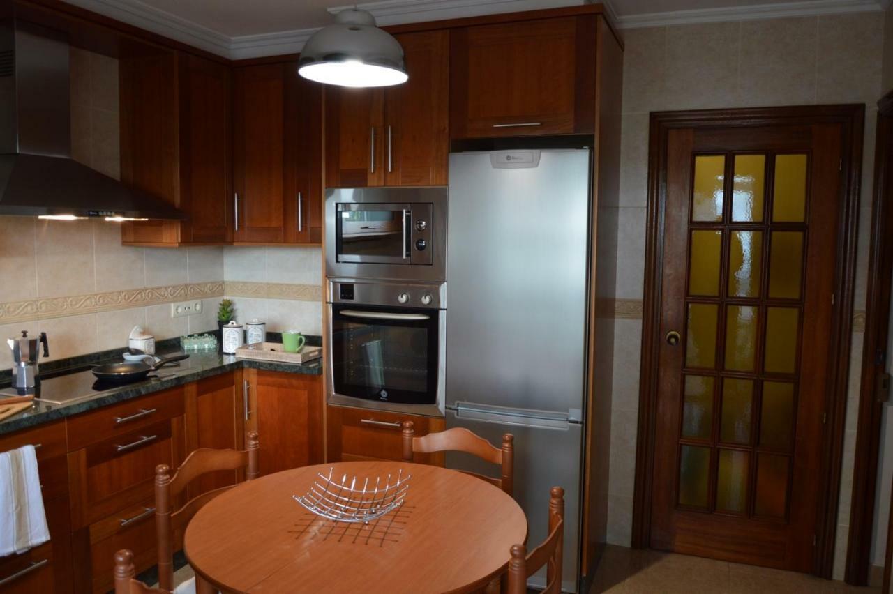 Piso Da Empegada Apartment Arzua Bagian luar foto