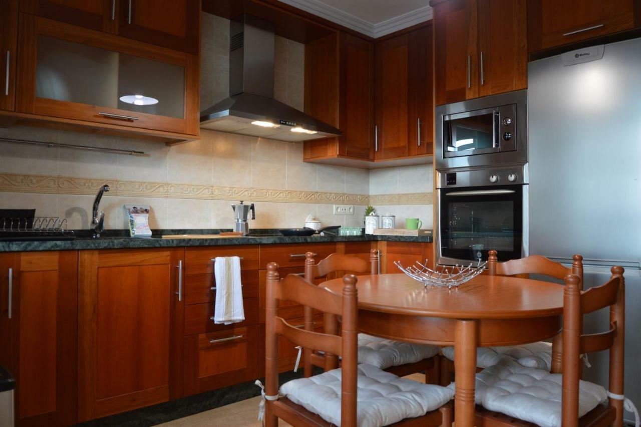 Piso Da Empegada Apartment Arzua Bagian luar foto