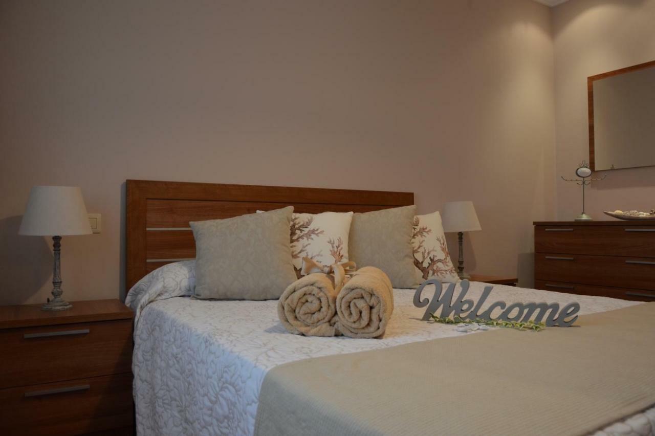 Piso Da Empegada Apartment Arzua Bagian luar foto