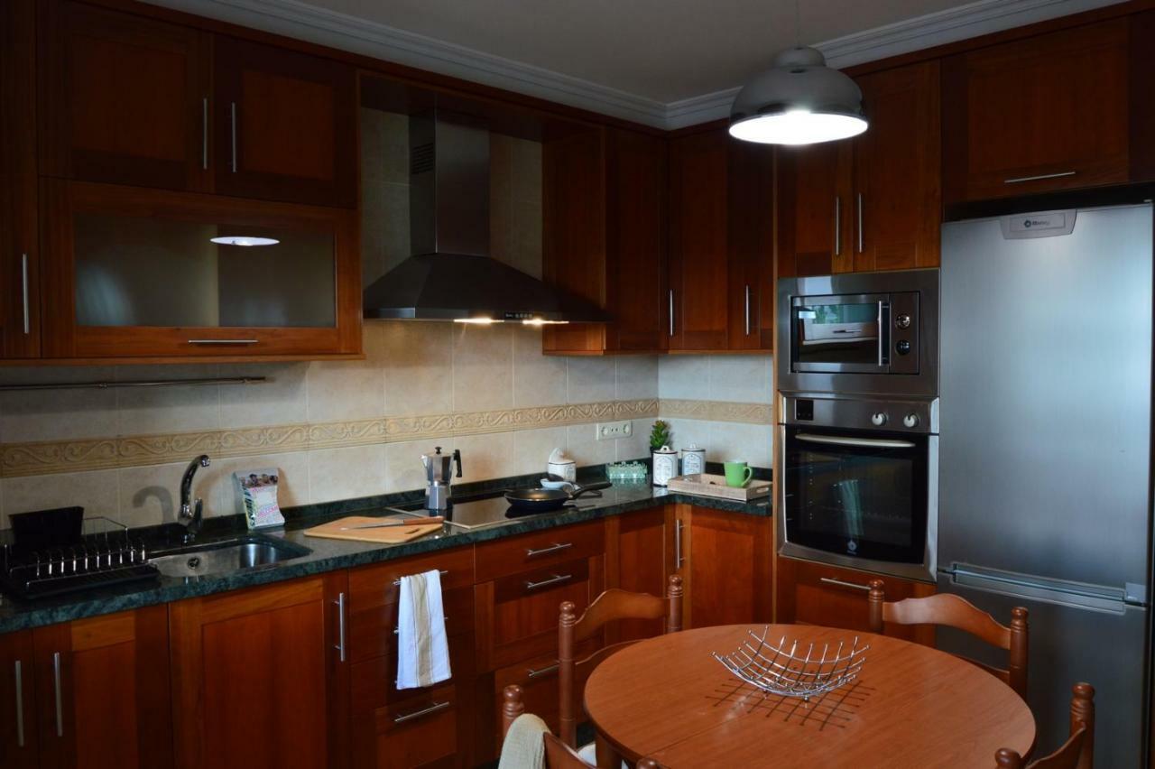 Piso Da Empegada Apartment Arzua Bagian luar foto