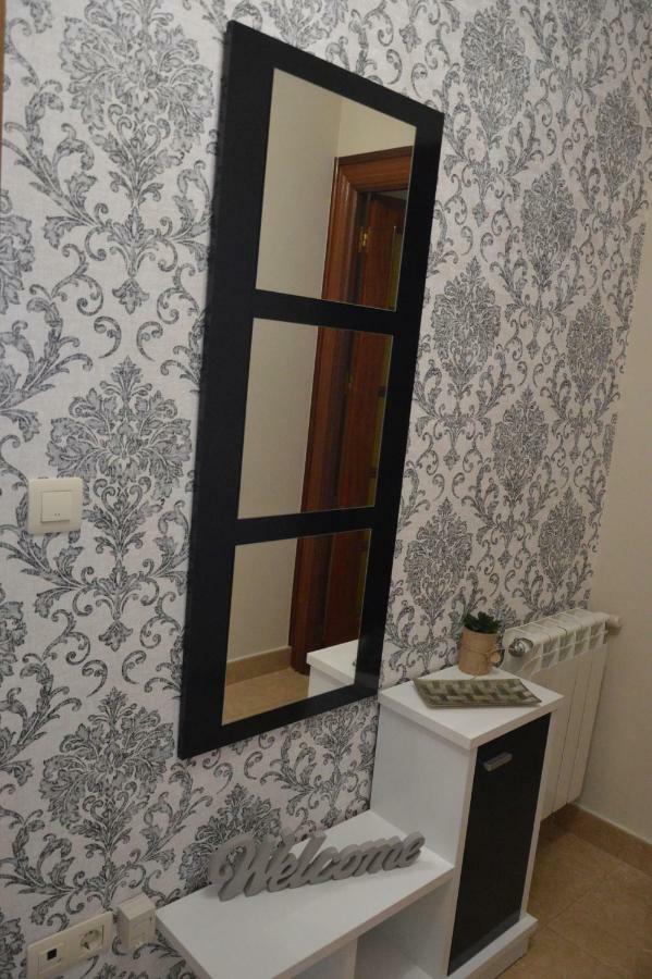 Piso Da Empegada Apartment Arzua Bagian luar foto