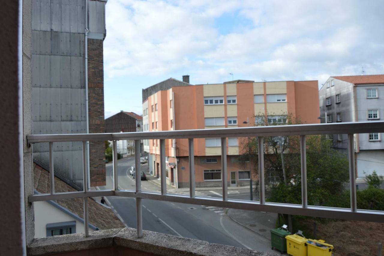Piso Da Empegada Apartment Arzua Bagian luar foto
