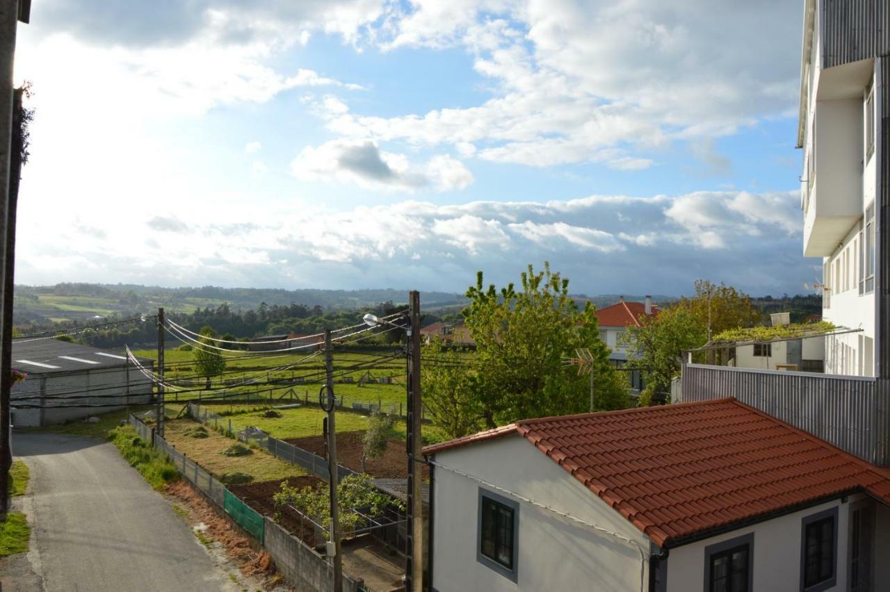 Piso Da Empegada Apartment Arzua Bagian luar foto
